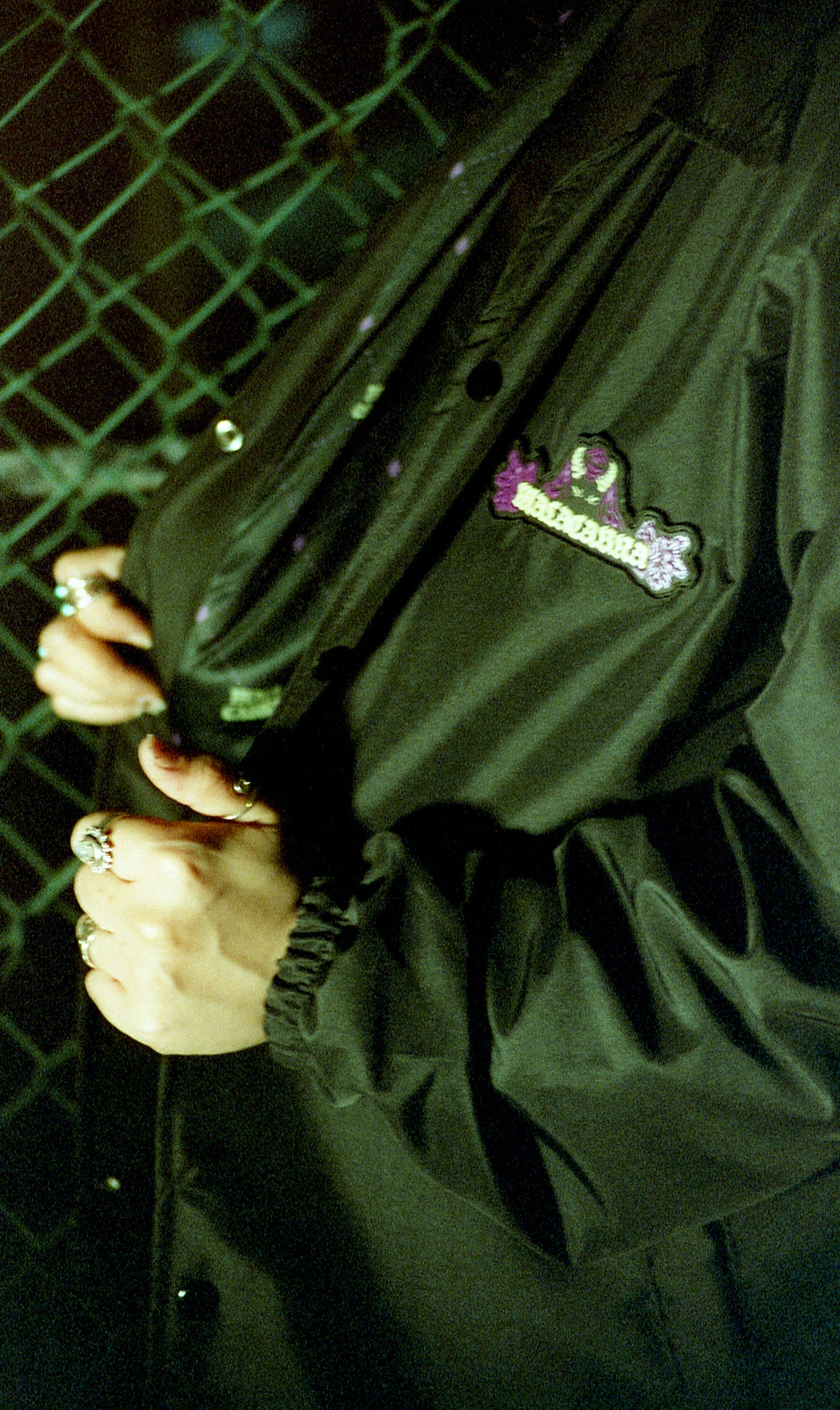 Chaqueta Rompevientos “Gota por Gota tu Castigo”