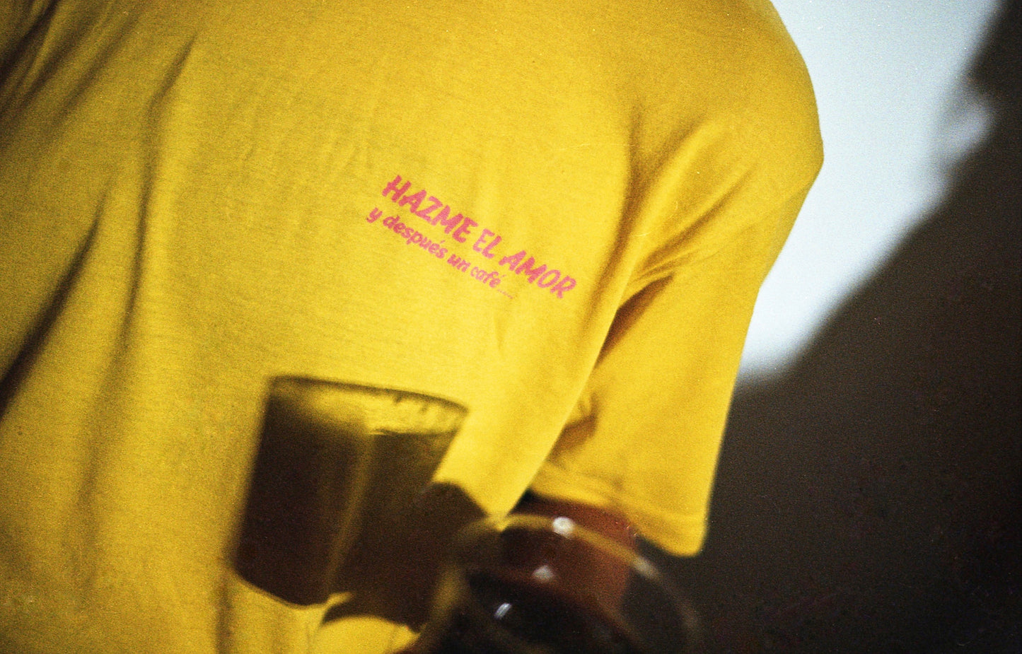 Playera "Hazme el Amor y despues un Café"