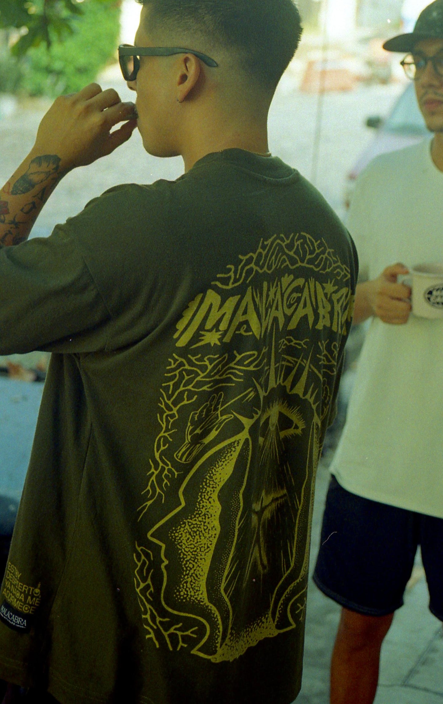 Green Oversize "Estoy Despierto, ya nada me adormece"